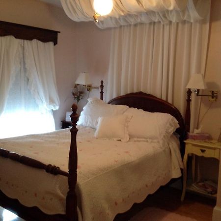 Maple Tourist Home B&B Grand Falls Eksteriør billede