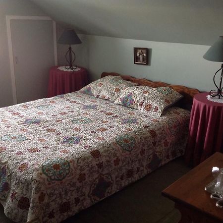 Maple Tourist Home B&B Grand Falls Værelse billede