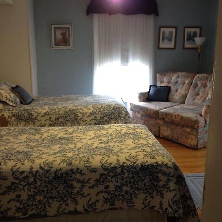 Maple Tourist Home B&B Grand Falls Eksteriør billede
